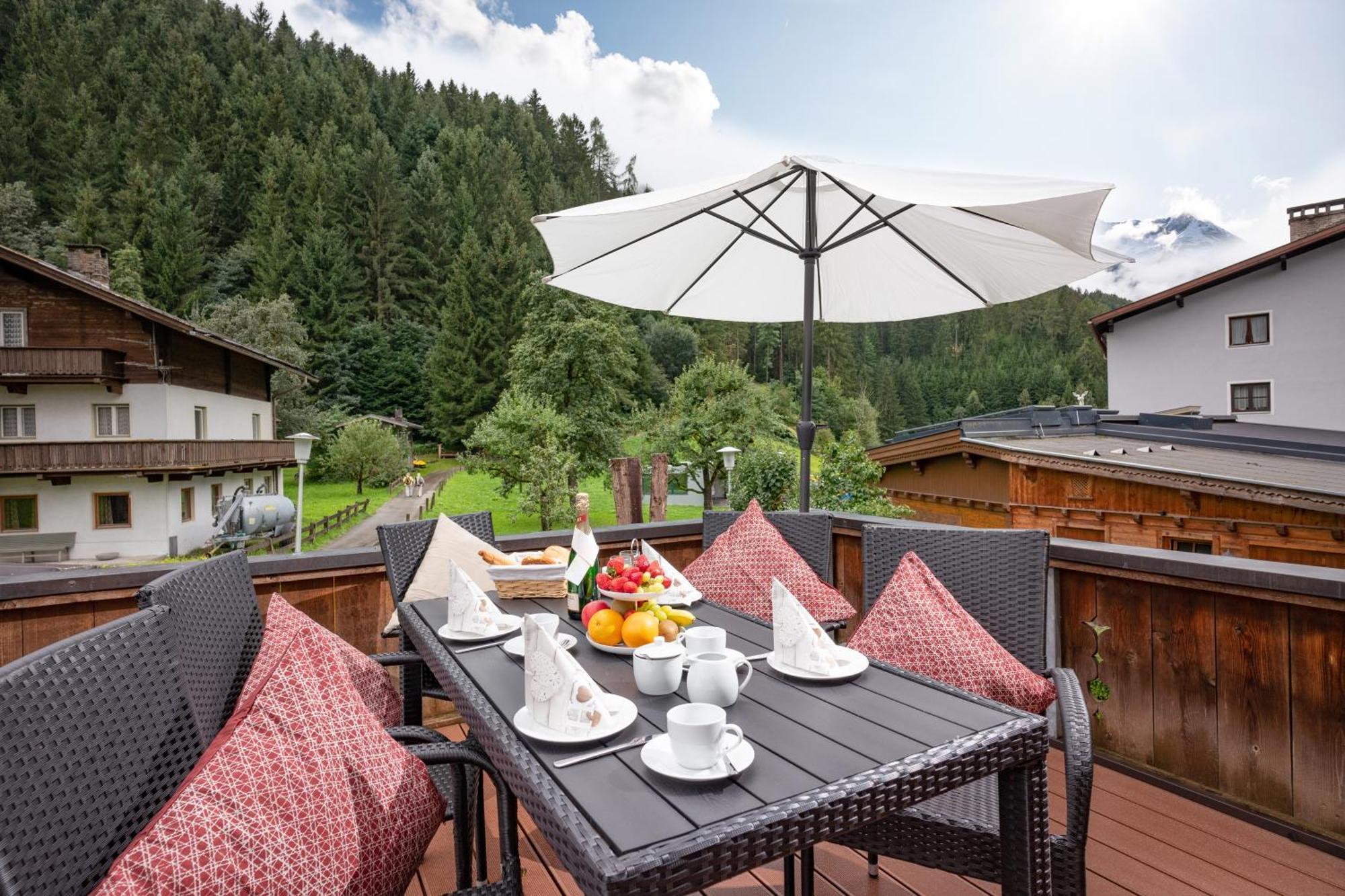 Landhaus Bohrer Mayrhofen Dış mekan fotoğraf